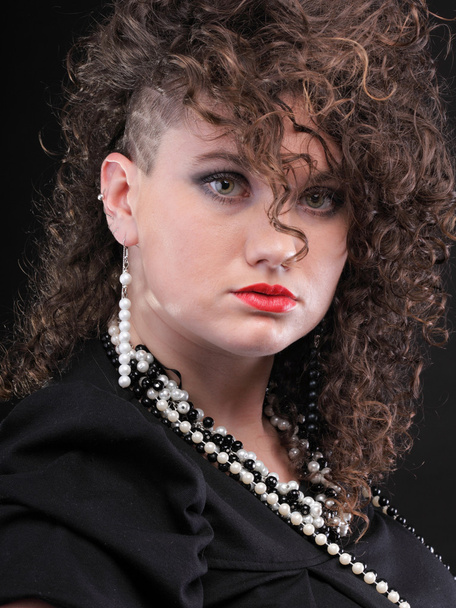 Ear super piercing woman curly girl - Foto, afbeelding