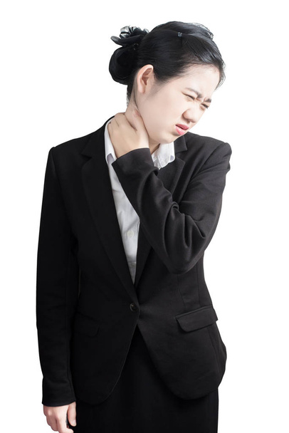 Acute pijn en keelpijn symptoom in een zakenvrouw geïsoleerd op een witte achtergrond. Uitknippad op witte achtergrond. - Foto, afbeelding