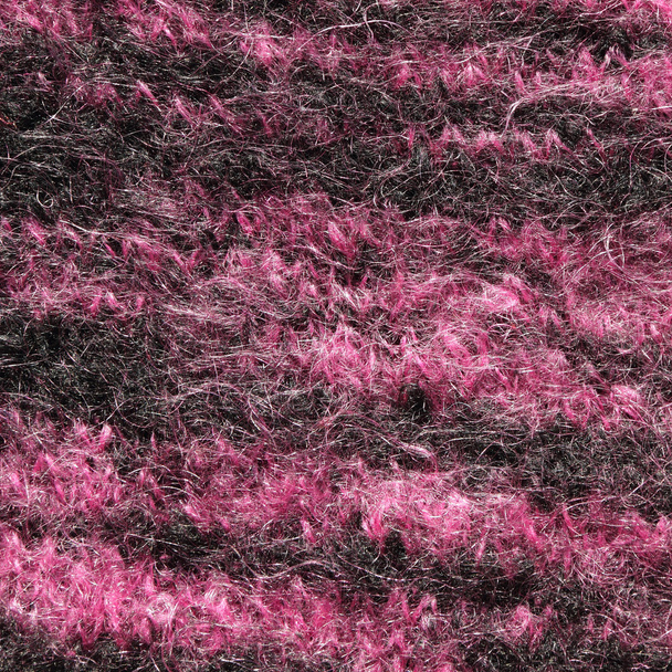 Образец розовой и черной мохеровой ткани
 - Фото, изображение