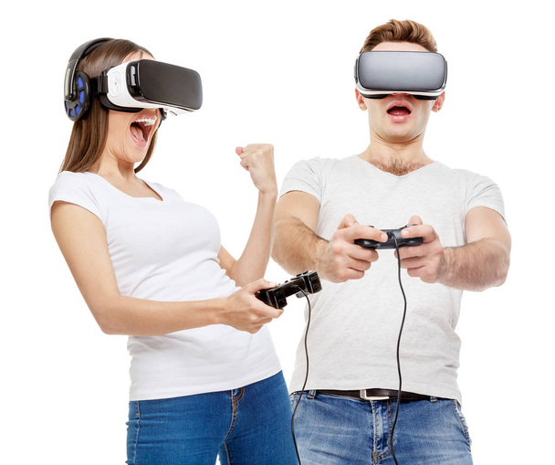 Man and woman with virtual reality goggles - Zdjęcie, obraz