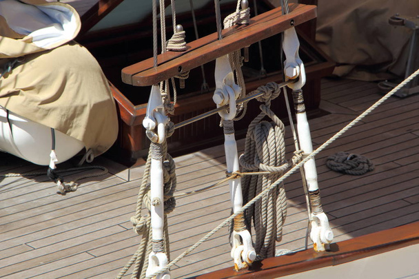 A vitorláshajó csarnak részlete - Fotó, kép