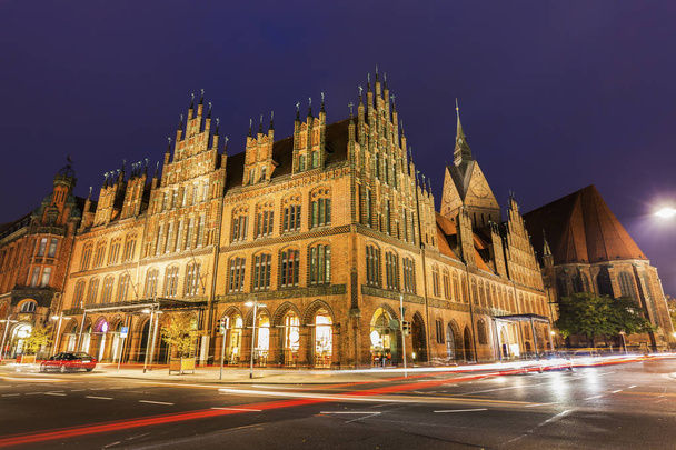 Altes Rathaus in Hannover   - Foto, Bild