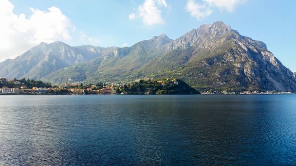 Alpine lake in northern Italy - Фото, изображение