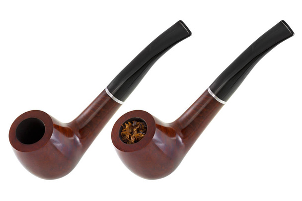 Empty pipe and one filled with classic blended aromatic pipe tob - Foto, Imagen