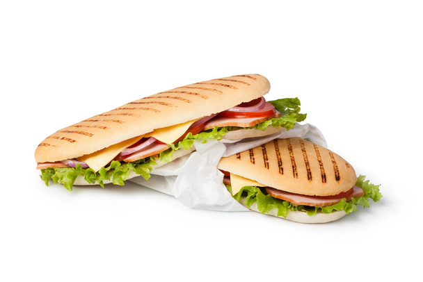 sandwich geïsoleerd op witte achtergrond - Foto, afbeelding