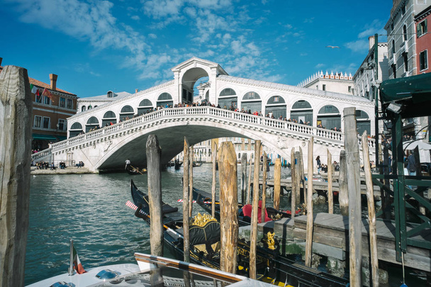 Puente de Rialto en Venecia - Foto, Imagen