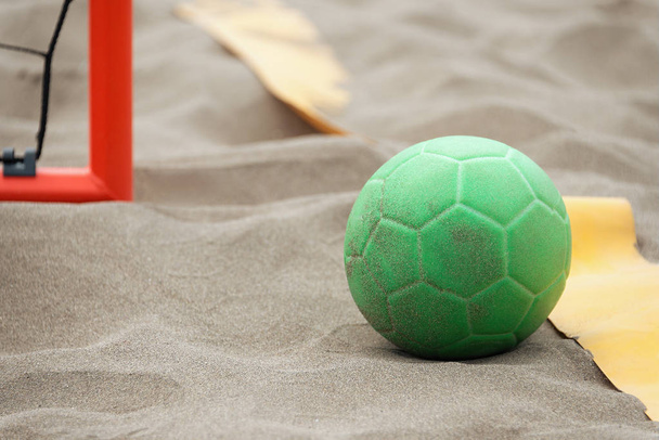 Piłki ręcznej na plaży - Zdjęcie, obraz