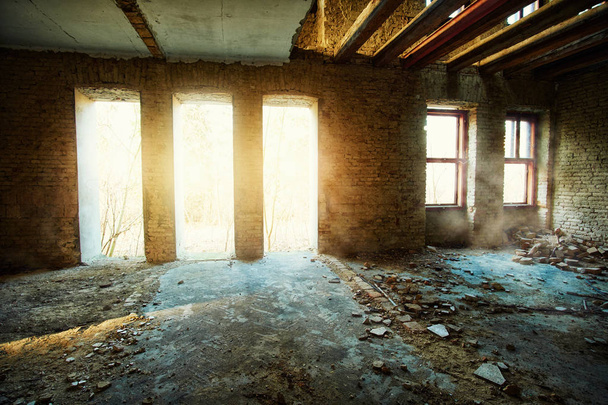 Sala de construção abandonada
 - Foto, Imagem