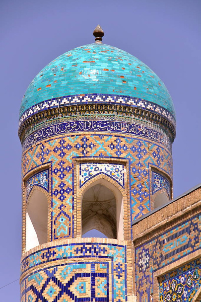 Semerkand, Özbekistan: Registan adlı bir medrese mimari detay  - Fotoğraf, Görsel