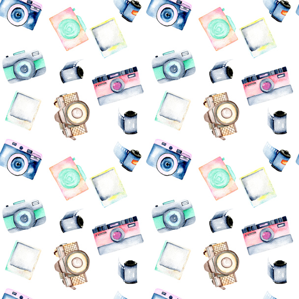 Seamless pattern with watercolor retro cameras, snapshots and films - Photo, Image