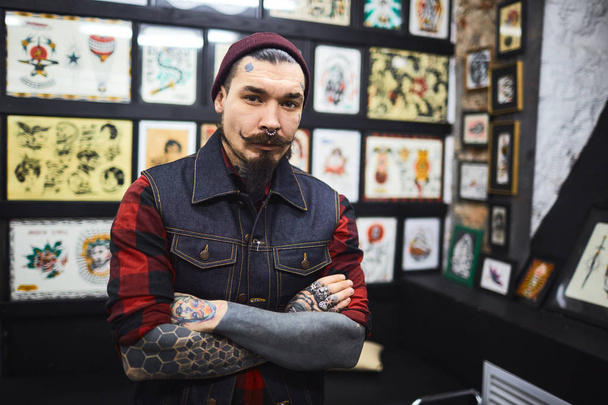 Young tattoo artist - Photo, Image
