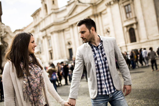 Щасливі пари, в Римі - Фото, зображення