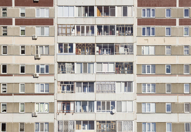 Panel casa de apartamentos
 - Foto, imagen