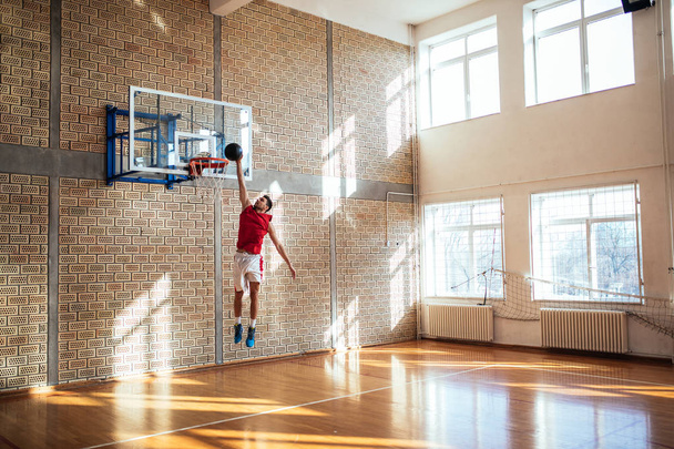 A slam dunk - Фото, изображение