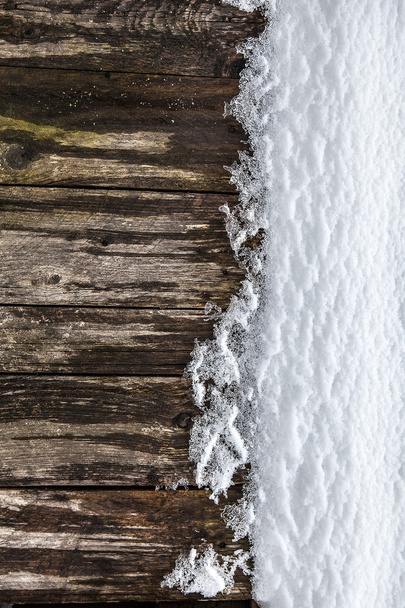 Wooden fence in the snow - Foto, Imagen