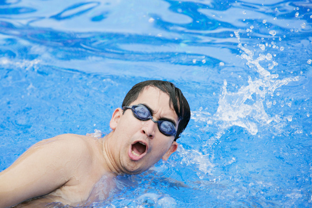 gezinme kontur gerçekleştirme nefes için yüzücü - Fotoğraf, Görsel
