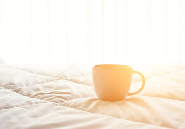 Fresh morning coffee on the bed. - Foto, immagini