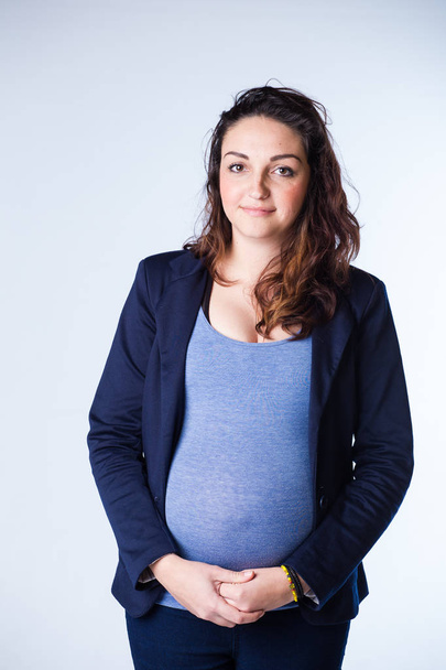 beautiful pregnant woman - Fotoğraf, Görsel
