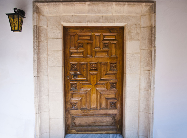 dřevěné dveře v klášteře - Fotografie, Obrázek