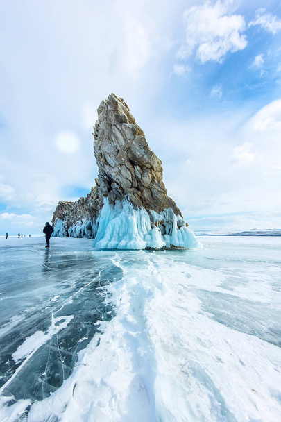 Transparent ice on Lake Baikal near Ogoy island. Siberia, Russia - Foto, Imagem