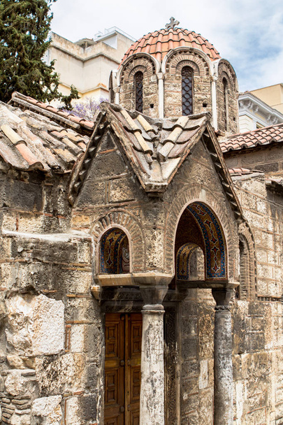 Igreja dos Santos Apóstolos em Atenas, Grécia
 - Foto, Imagem