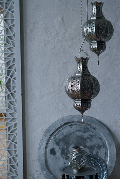 Интерьер гостиной в марокканском восточном стиле
 - Фото, изображение