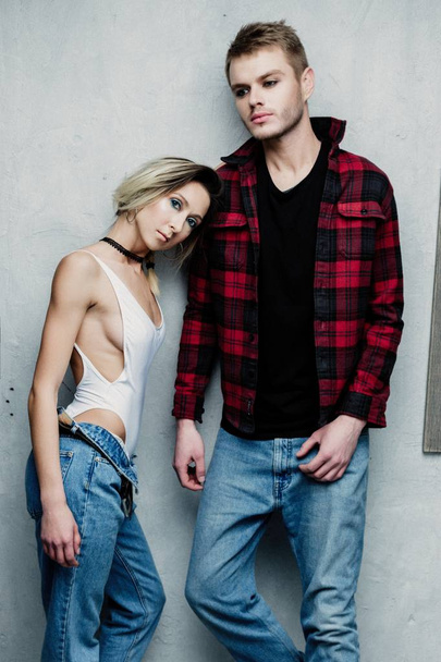 Couple in casual clothes - Foto, afbeelding