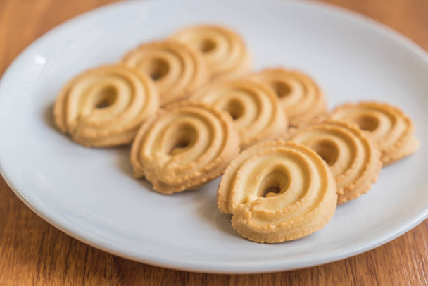 butter cookies on plate - Фото, зображення