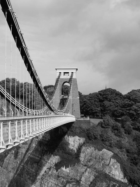Pont suspendu Clifton à Bristol en noir et blanc
 - Photo, image