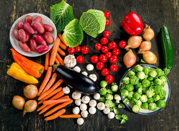 Organic fresh vegetables - Фото, изображение