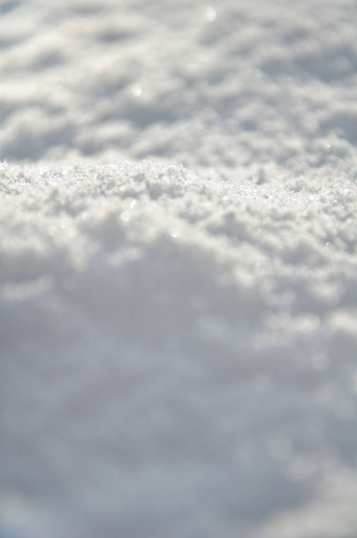 świeży śnieg na ziemi - Zdjęcie, obraz