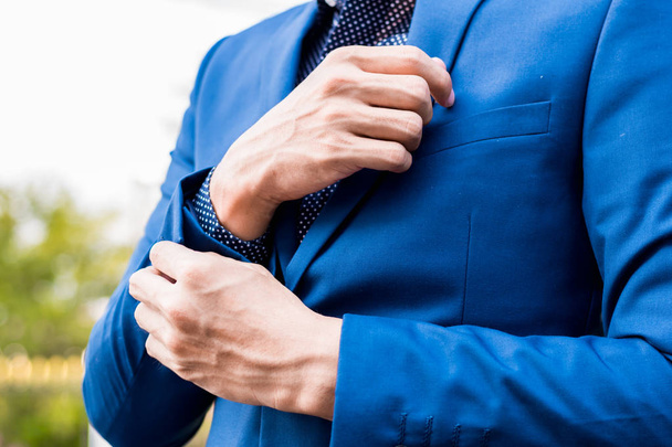 business concetto di successo: uomo d'affari esecutivo indossare uomo f
 - Foto, immagini