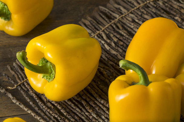Raw Organic Yellow Bell Pepper - Fotoğraf, Görsel