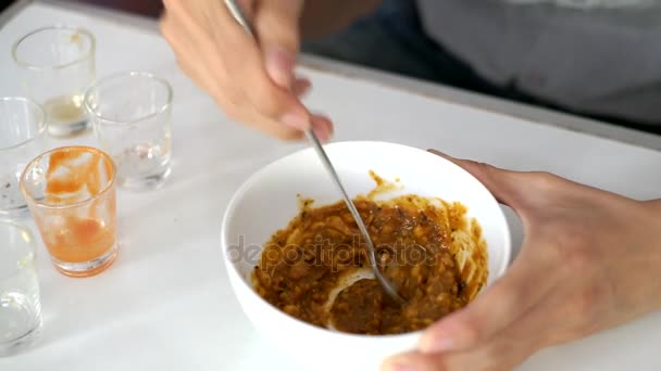  Ingrediente de mistura para marinato
 - Filmagem, Vídeo