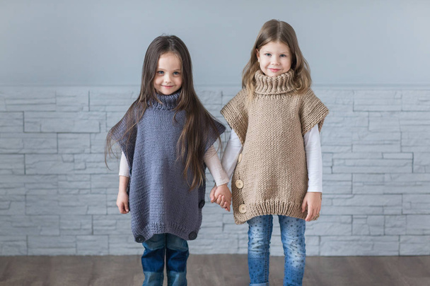 Fashion sister knitted sweater - Zdjęcie, obraz