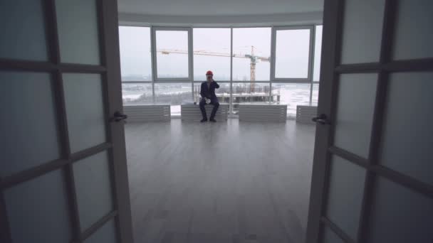 handsome architect has a break resting drinking coffee - Footage, Video