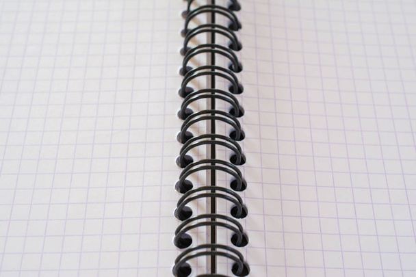 Closeup notebook kovové vazby - Fotografie, Obrázek