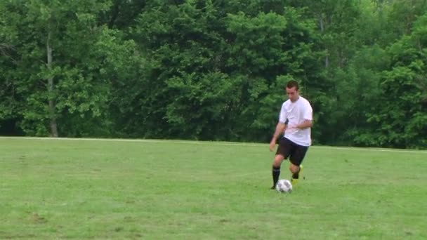 Soccer Player Dribbling - Кадри, відео