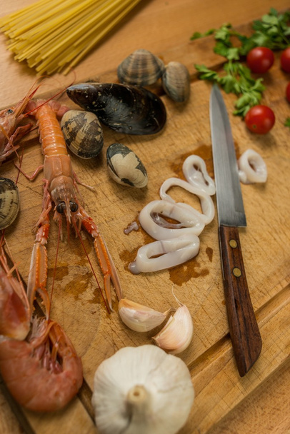 Deniz ürünleri yemek hazırlama süreci - Fotoğraf, Görsel