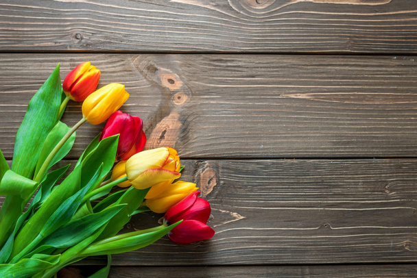 Easter background with beautiful tulips - Foto, afbeelding