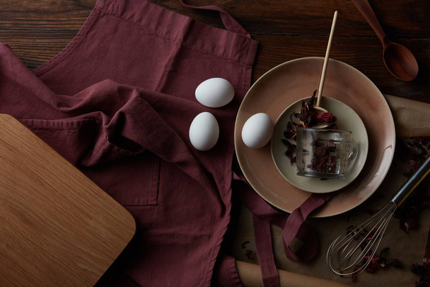Kitchen utensils with chicken eggs - Zdjęcie, obraz