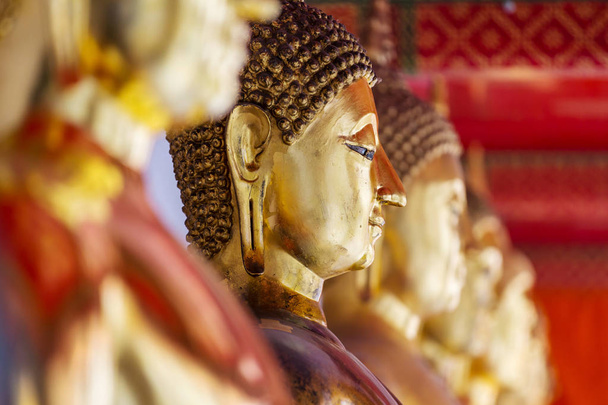 Statue de Bouddha au Myanmar
 - Photo, image