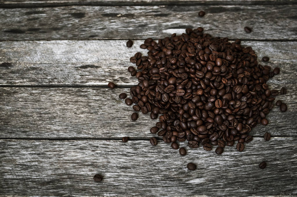 Coffee beans on the table - Foto, Imagen