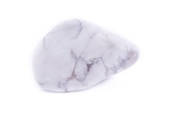 Macro piedra mineral Magnesita sobre fondo blanco
 - Foto, Imagen