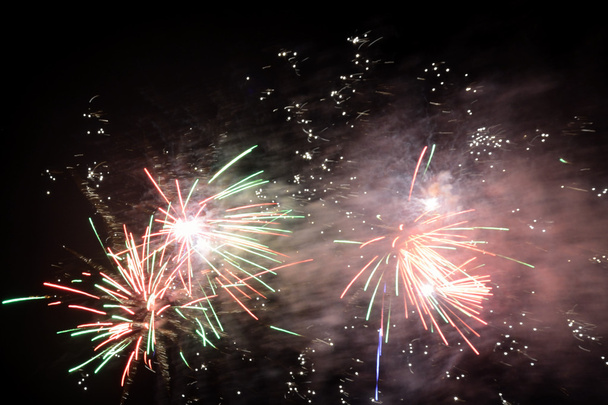 Himmel voller Feuerwerk - Foto, Bild