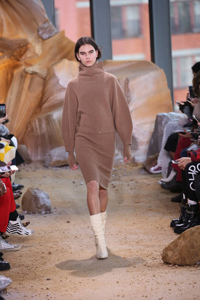 Lacoste fashion show - Zdjęcie, obraz
