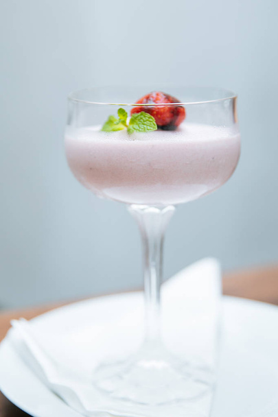 Strawberry milk dessert - Fotografie, Obrázek