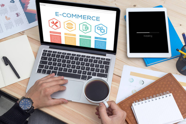 E-Commerce concept  With Icons - Foto, Imagem