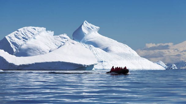 南極大陸の海岸 - 写真・画像