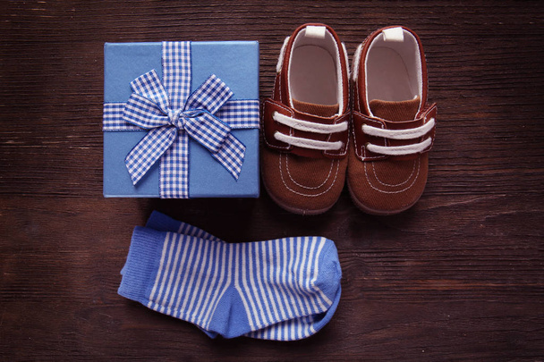 New children shoes with gift box  - Foto, Imagem